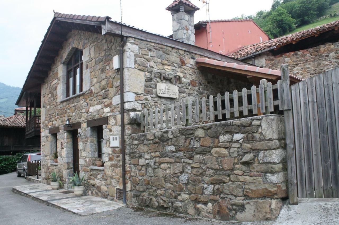 Casa Rural La Xiarapina Serrapio ภายนอก รูปภาพ