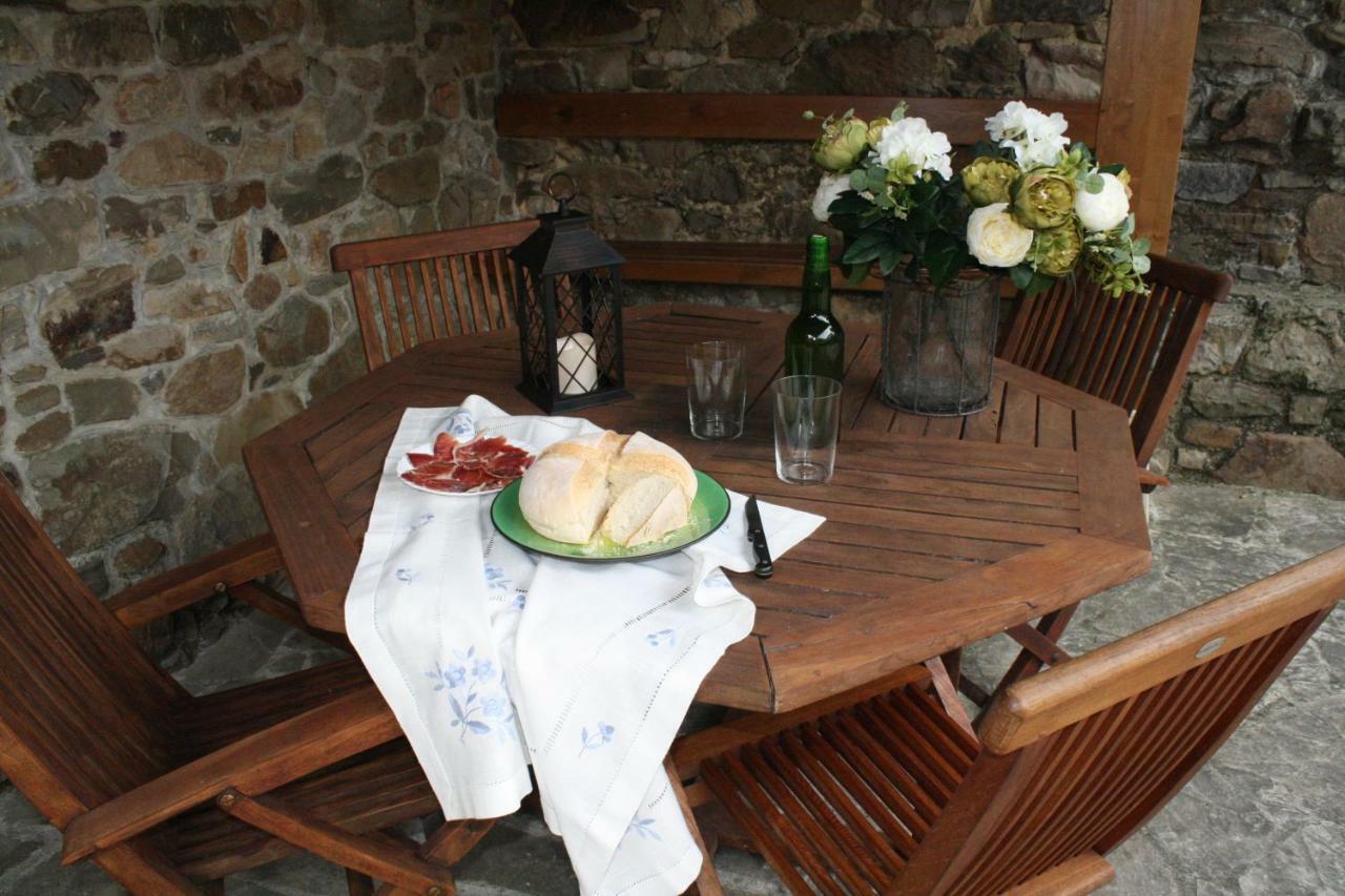 Casa Rural La Xiarapina Serrapio ภายนอก รูปภาพ